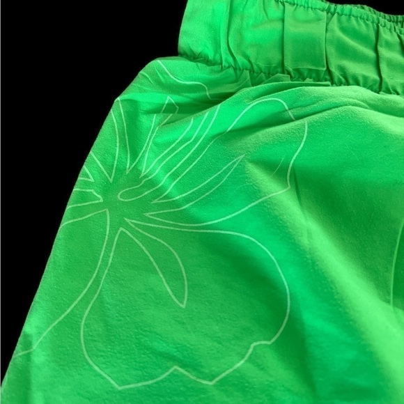 Women Sport Short - Picture 3 of 9